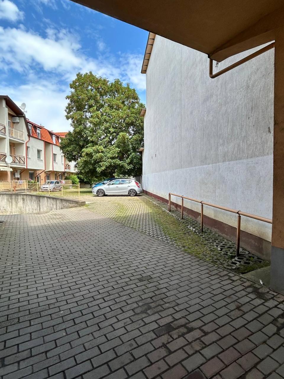 Sunhouse Apartman Hajdúszoboszló 外观 照片